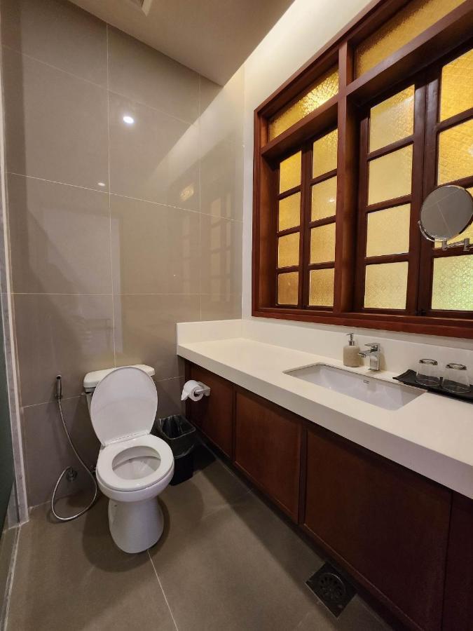 Costa Celine Beach Resort Kinablangan Exterior foto